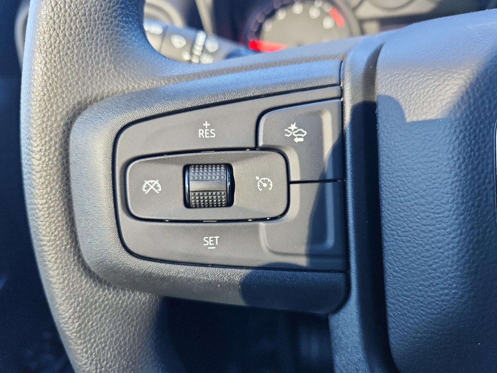 2026 GMC Sierra 1500 Crew Cab Short Box 4-Wheel Drive Pro