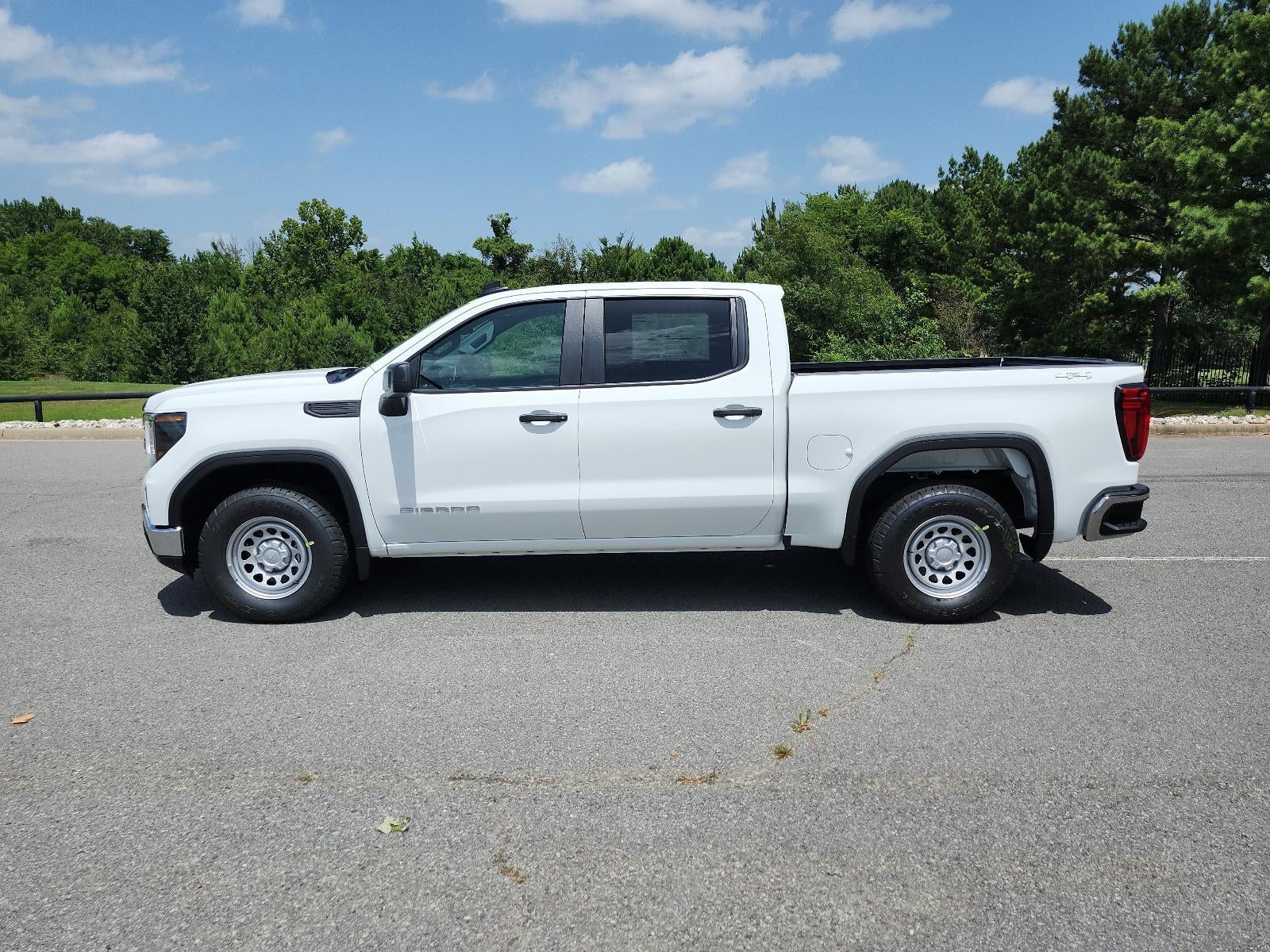 2026 GMC Sierra 1500 Crew Cab Short Box 4-Wheel Drive Pro