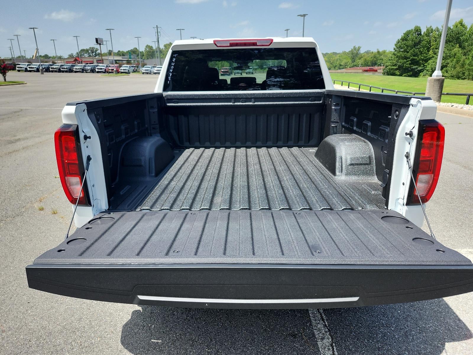 2026 GMC Sierra 1500 Crew Cab Short Box 4-Wheel Drive Pro