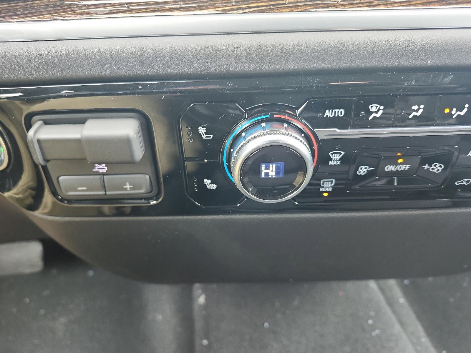 2026 GMC Sierra 1500 Crew Cab Short Box 4-Wheel Drive SLE