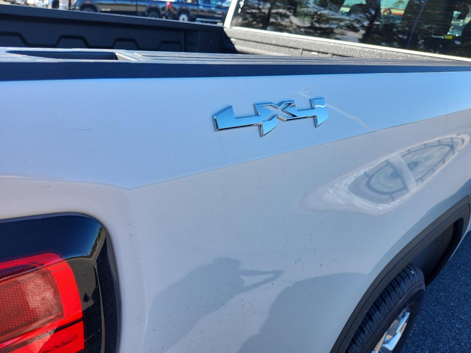 2026 GMC Sierra 1500 Crew Cab Short Box 4-Wheel Drive SLE