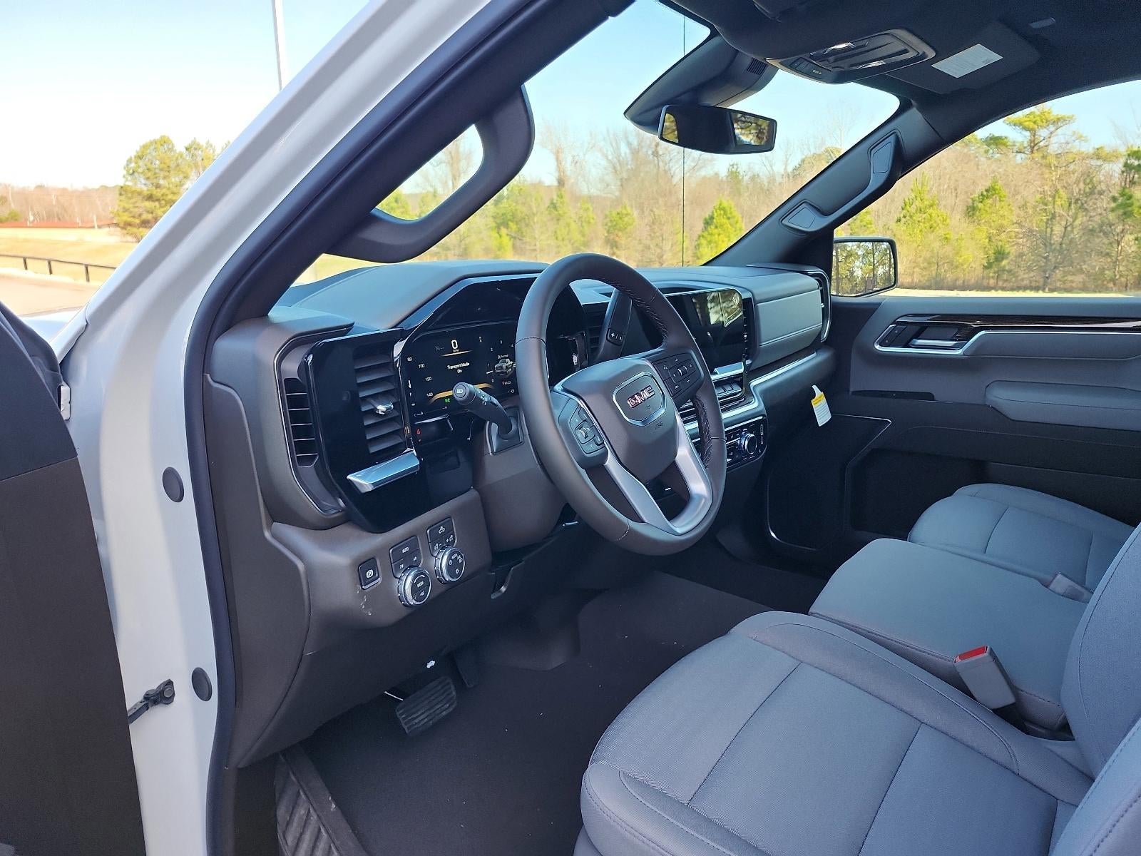 2026 GMC Sierra 1500 Crew Cab Short Box 4-Wheel Drive SLE