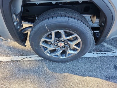 2026 GMC Sierra 1500 Crew Cab Short Box 4-Wheel Drive SLE