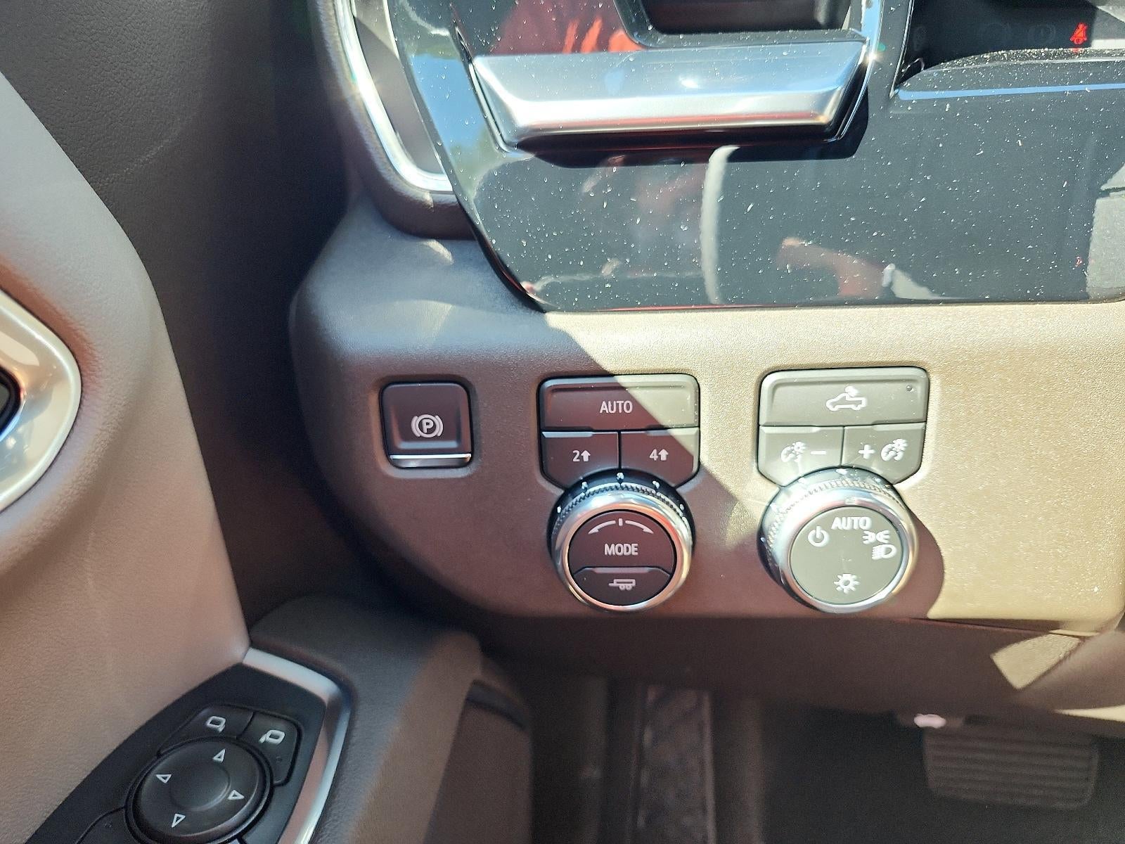 2026 GMC Sierra 1500 Crew Cab Short Box 4-Wheel Drive SLE