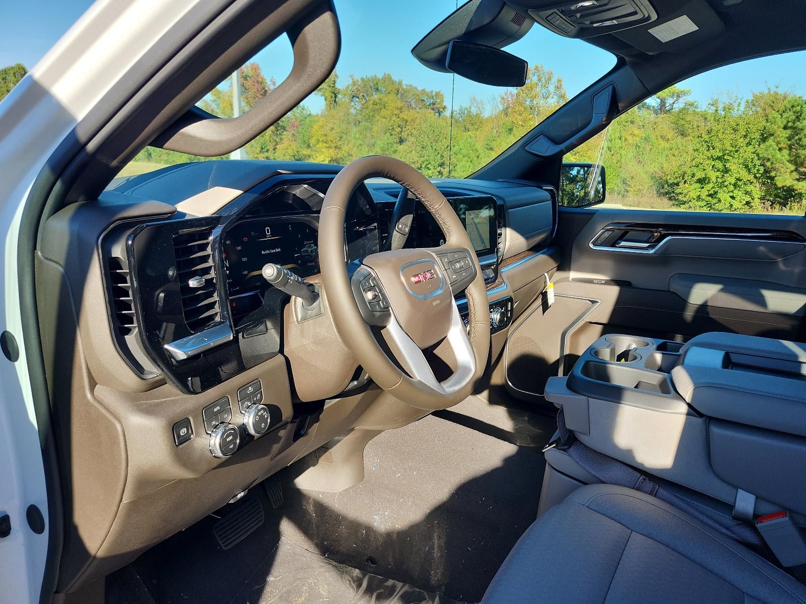 2026 GMC Sierra 1500 Crew Cab Short Box 4-Wheel Drive SLE