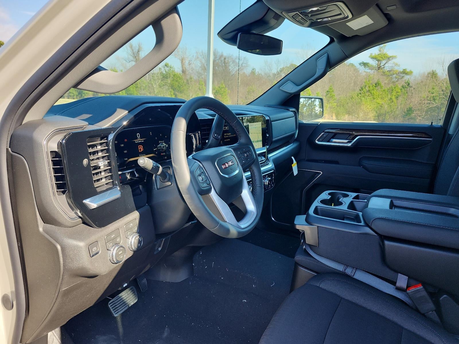 2026 GMC Sierra 1500 Crew Cab Short Box 4-Wheel Drive SLE