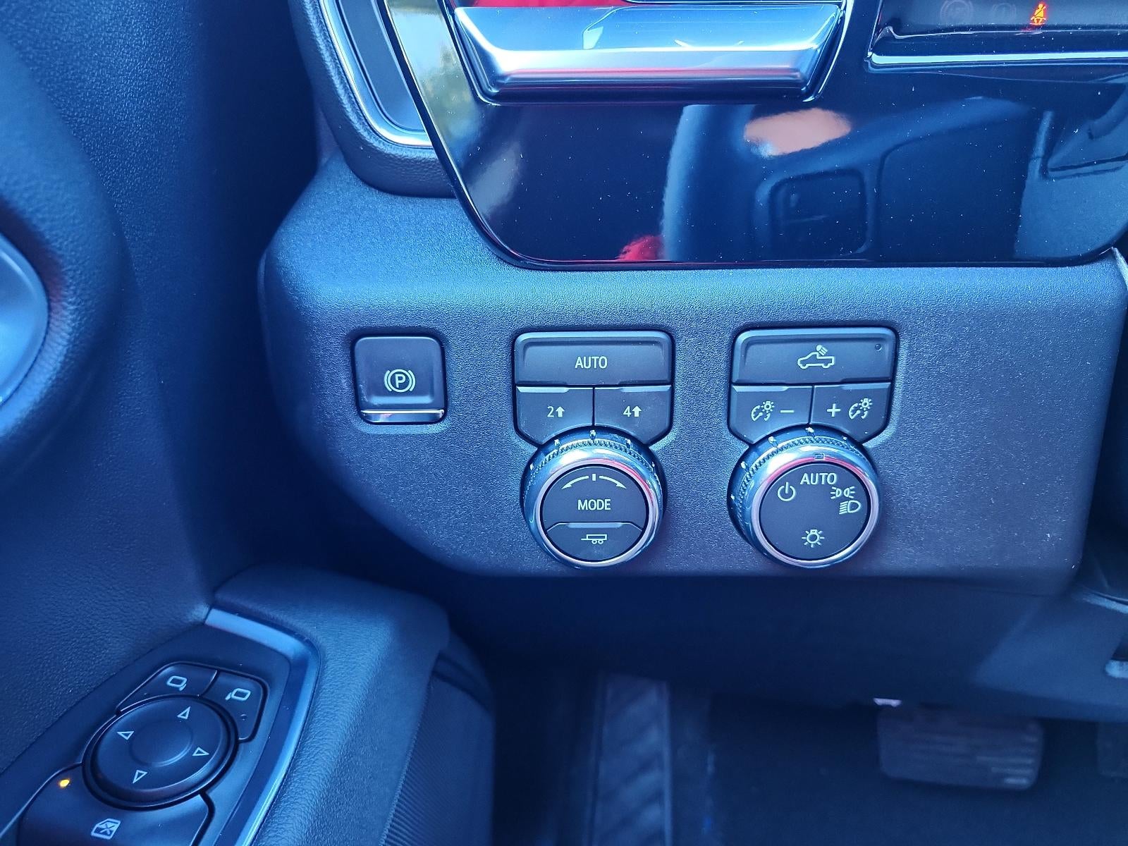 2026 GMC Sierra 1500 Crew Cab Short Box 4-Wheel Drive SLE