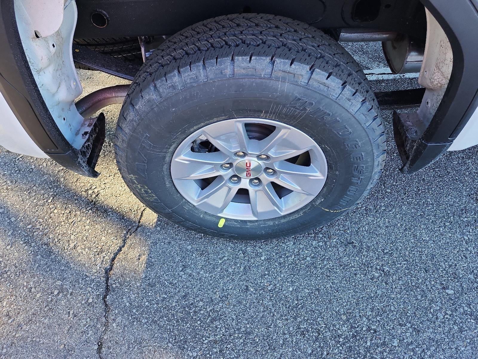 2026 GMC Sierra 1500 Crew Cab Short Box 4-Wheel Drive SLE