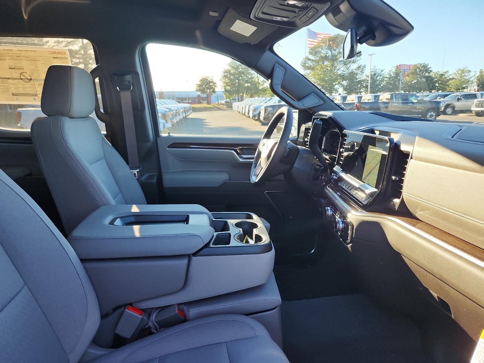 2026 GMC Sierra 1500 Crew Cab Short Box 4-Wheel Drive SLE