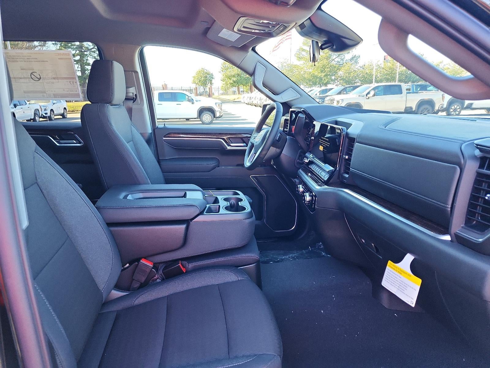 2026 GMC Sierra 1500 Crew Cab Short Box 4-Wheel Drive SLE