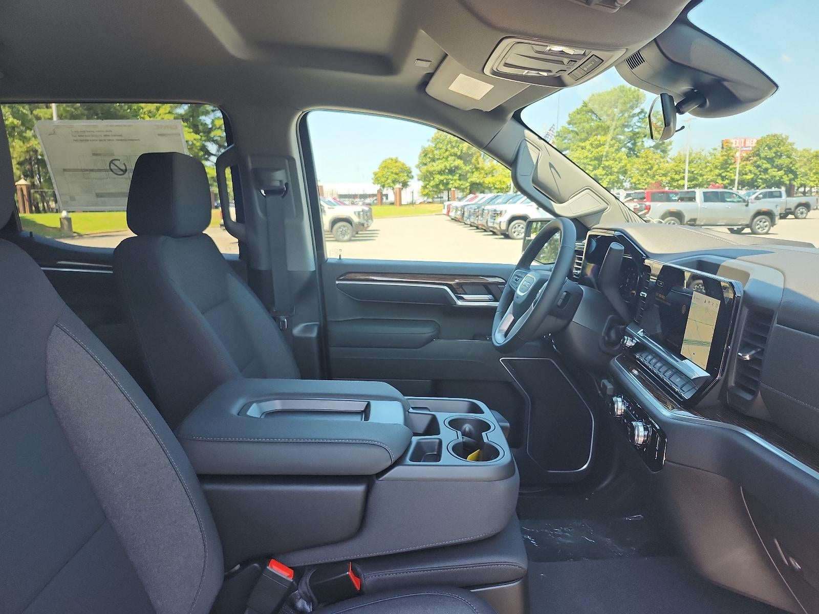 2026 GMC Sierra 1500 Crew Cab Short Box 4-Wheel Drive SLE