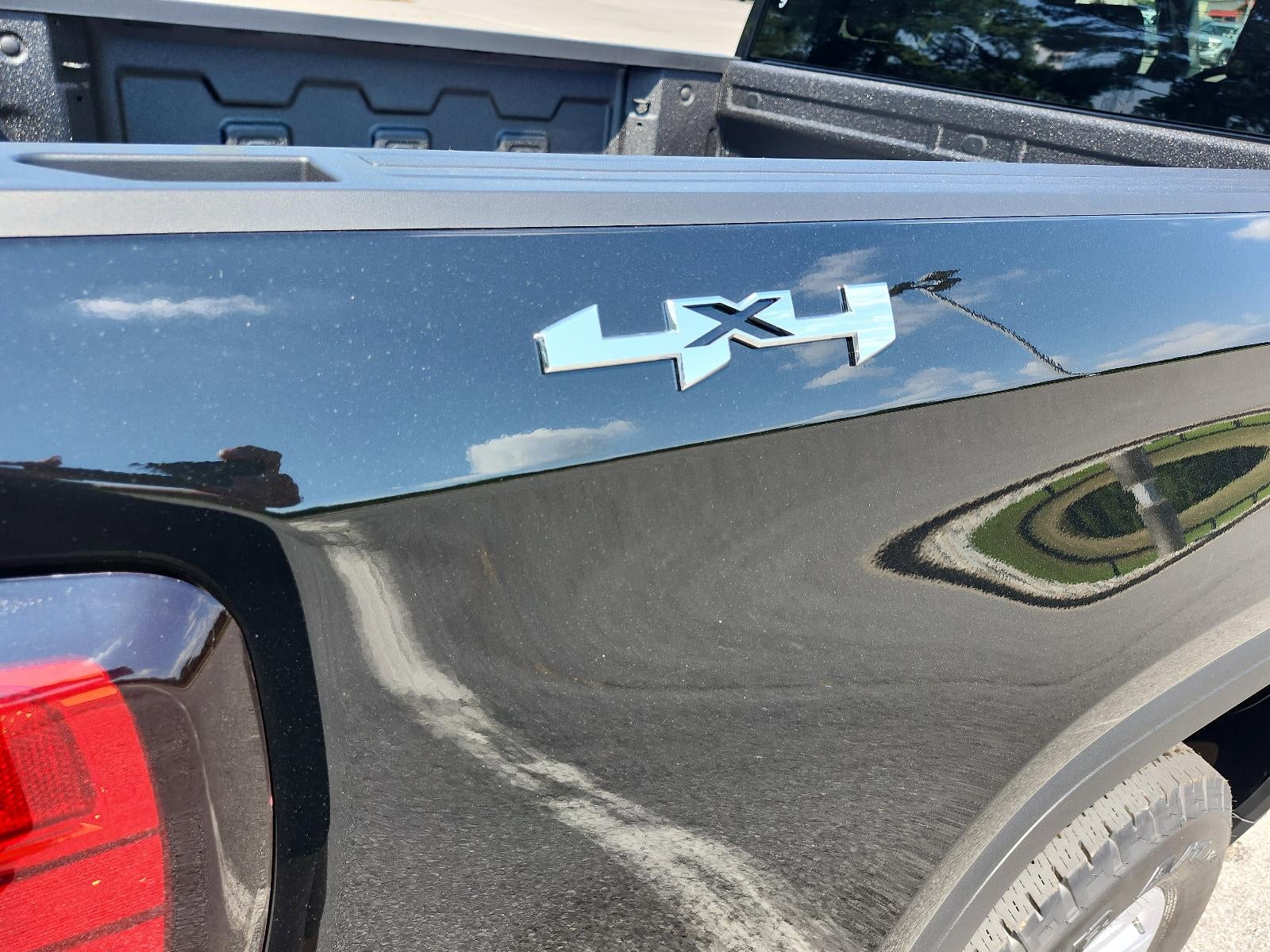 2026 GMC Sierra 1500 Crew Cab Short Box 4-Wheel Drive SLE