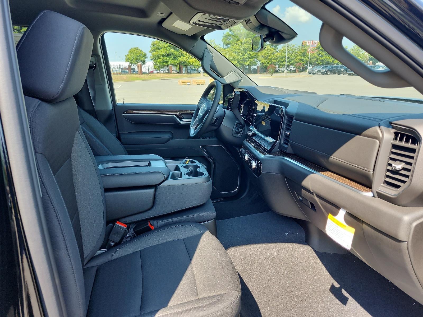 2026 GMC Sierra 1500 Crew Cab Short Box 4-Wheel Drive SLE