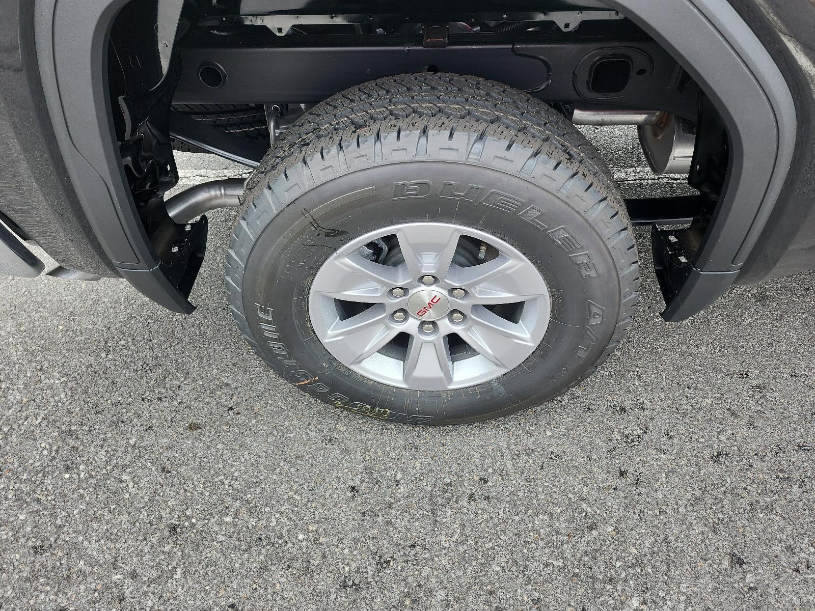 2026 GMC Sierra 1500 Crew Cab Short Box 4-Wheel Drive SLE