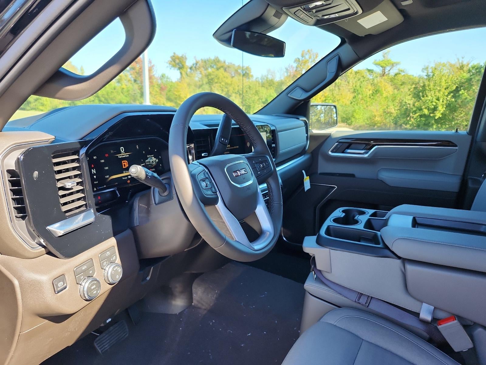 2026 GMC Sierra 1500 Crew Cab Short Box 4-Wheel Drive SLE