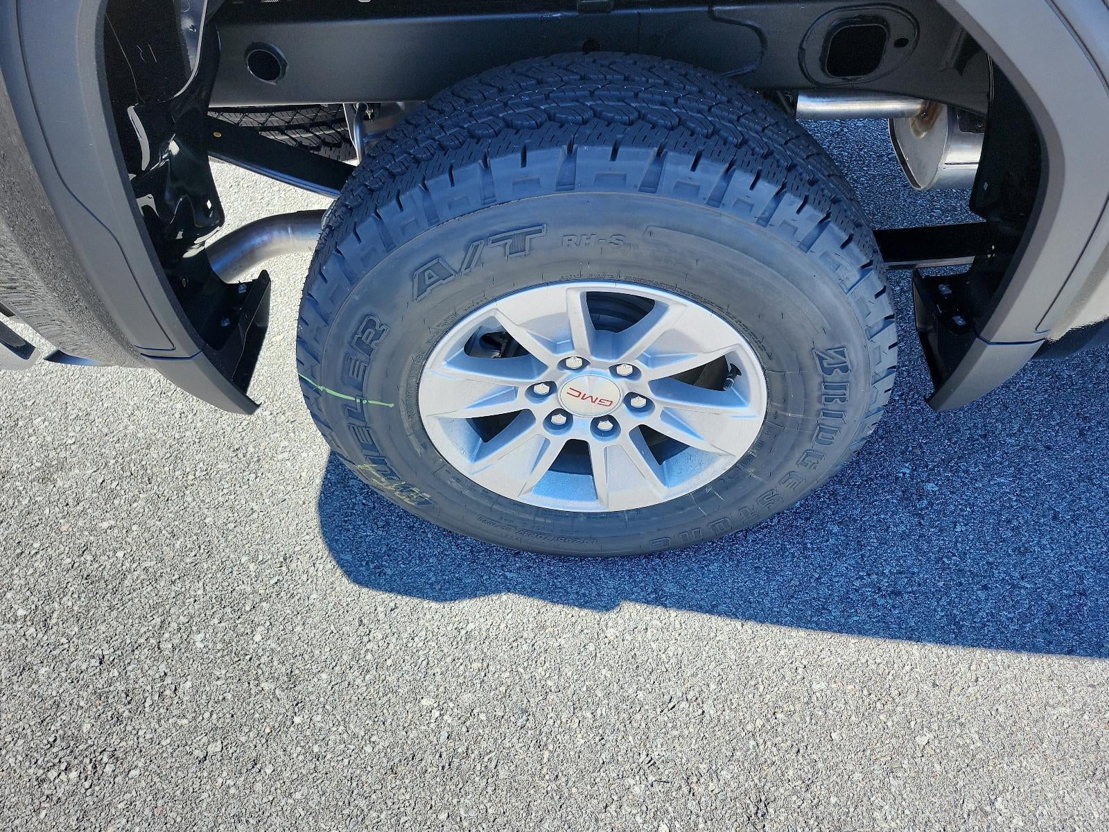 2026 GMC Sierra 1500 Crew Cab Short Box 4-Wheel Drive SLE