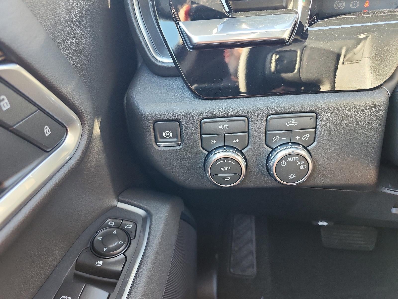 2026 GMC Sierra 1500 Crew Cab Short Box 4-Wheel Drive SLE