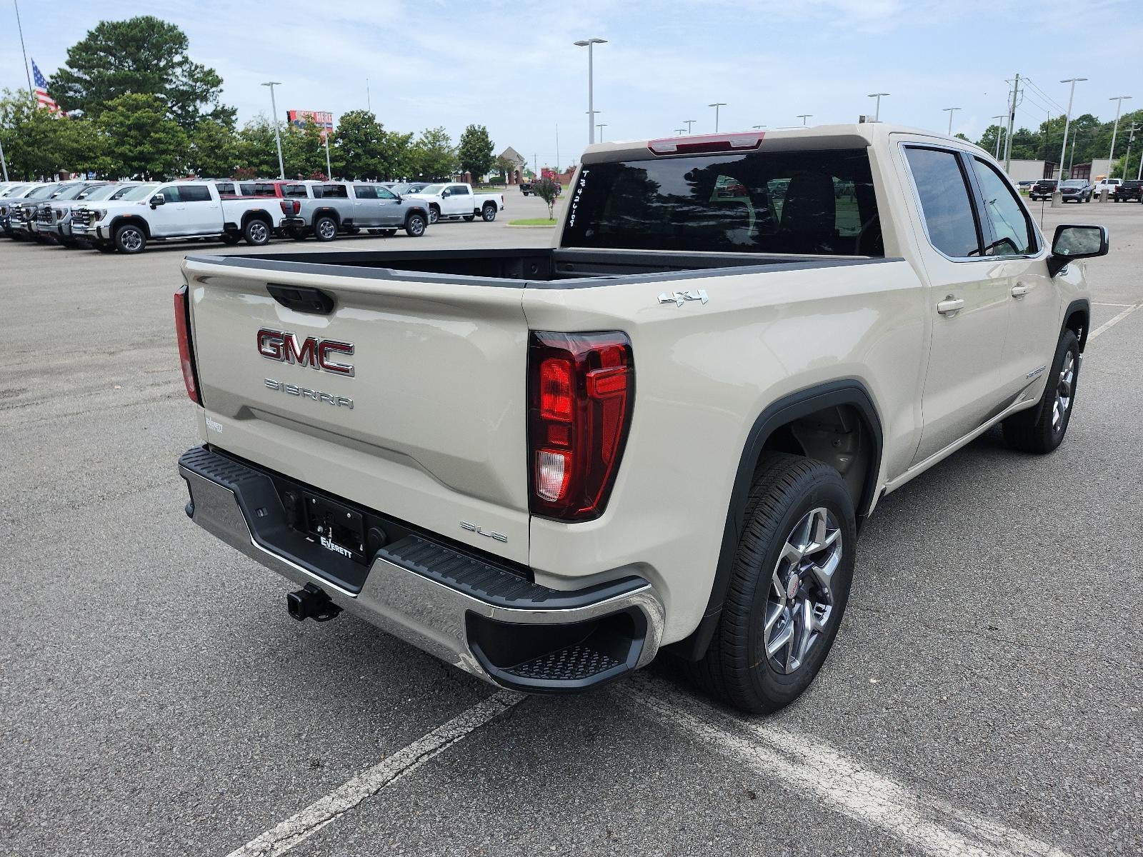 2026 GMC Sierra 1500 Crew Cab Short Box 4-Wheel Drive SLE