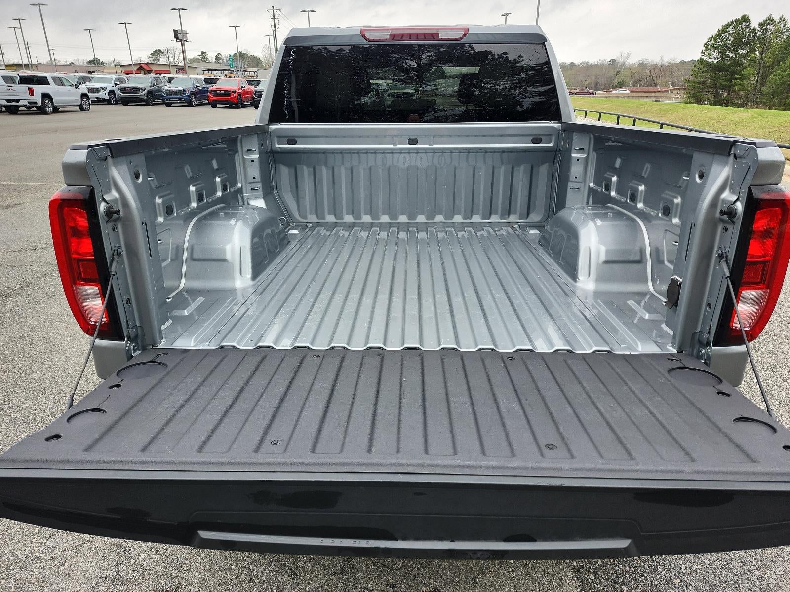 2025 GMC Sierra 1500 SLE