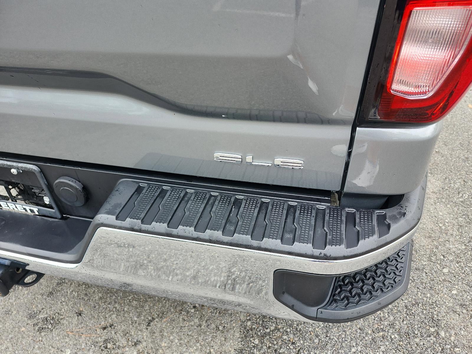 2025 GMC Sierra 1500 SLE