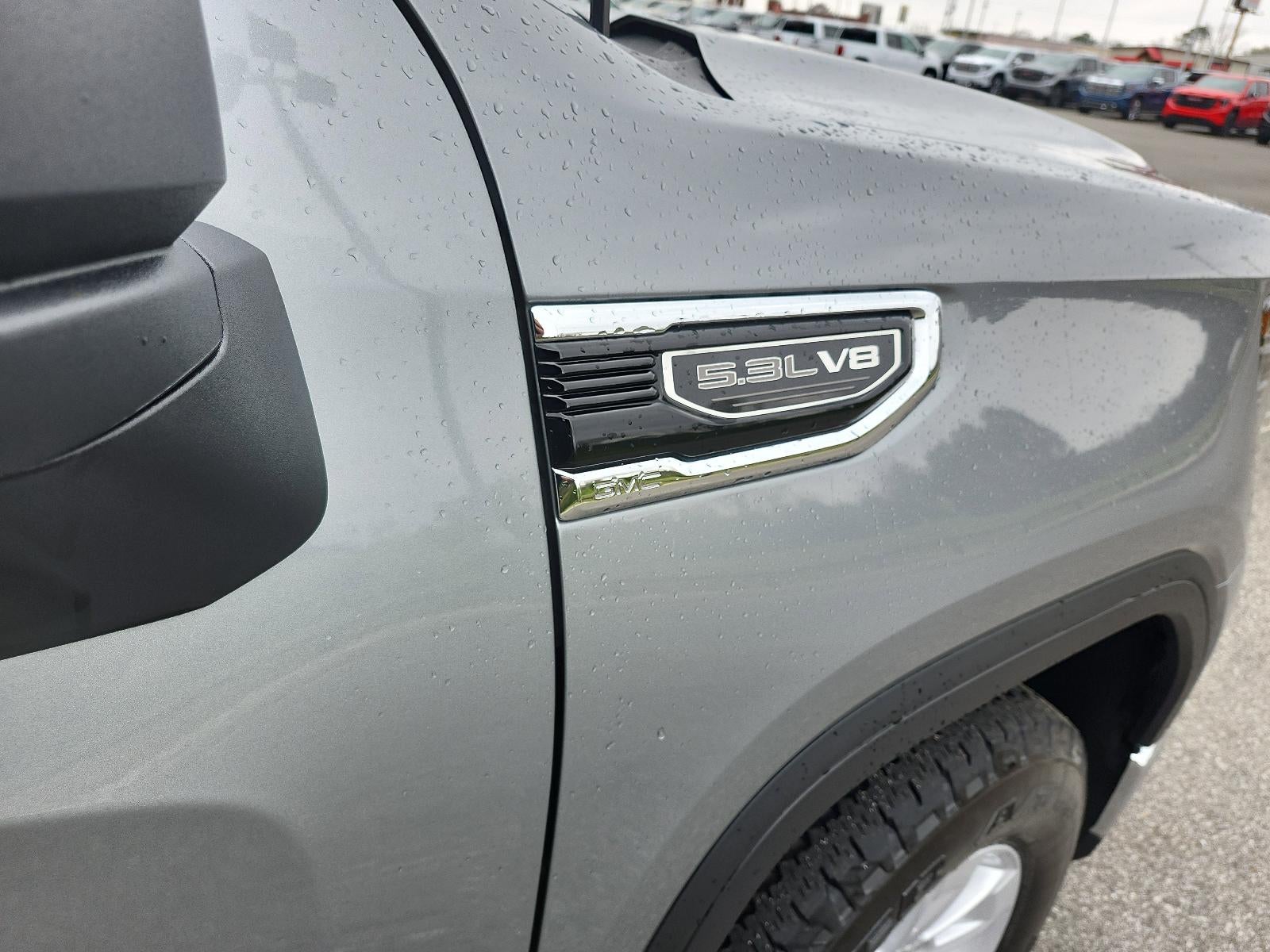 2025 GMC Sierra 1500 SLE