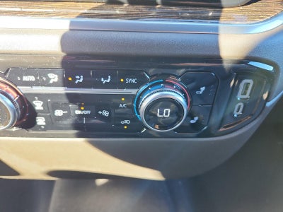 2026 GMC Sierra 1500 Crew Cab Short Box 4-Wheel Drive SLE