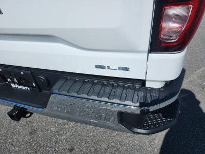 2026 GMC Sierra 1500 Crew Cab Short Box 4-Wheel Drive SLE