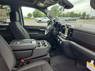 2026 GMC Sierra 1500 Crew Cab Short Box 4-Wheel Drive SLE