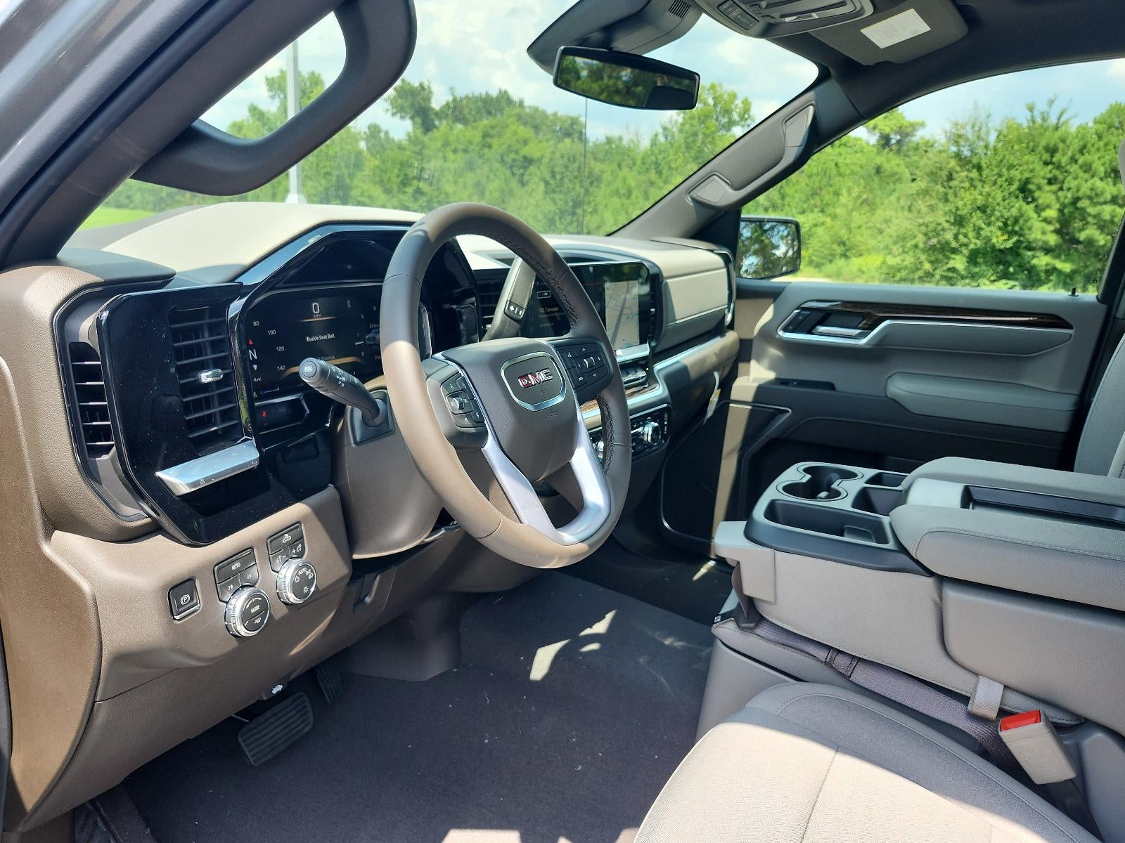 2026 GMC Sierra 1500 Crew Cab Short Box 4-Wheel Drive SLE