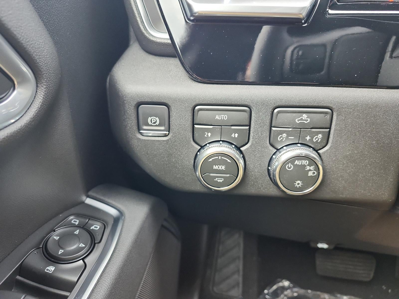 2026 GMC Sierra 1500 Crew Cab Short Box 4-Wheel Drive SLE