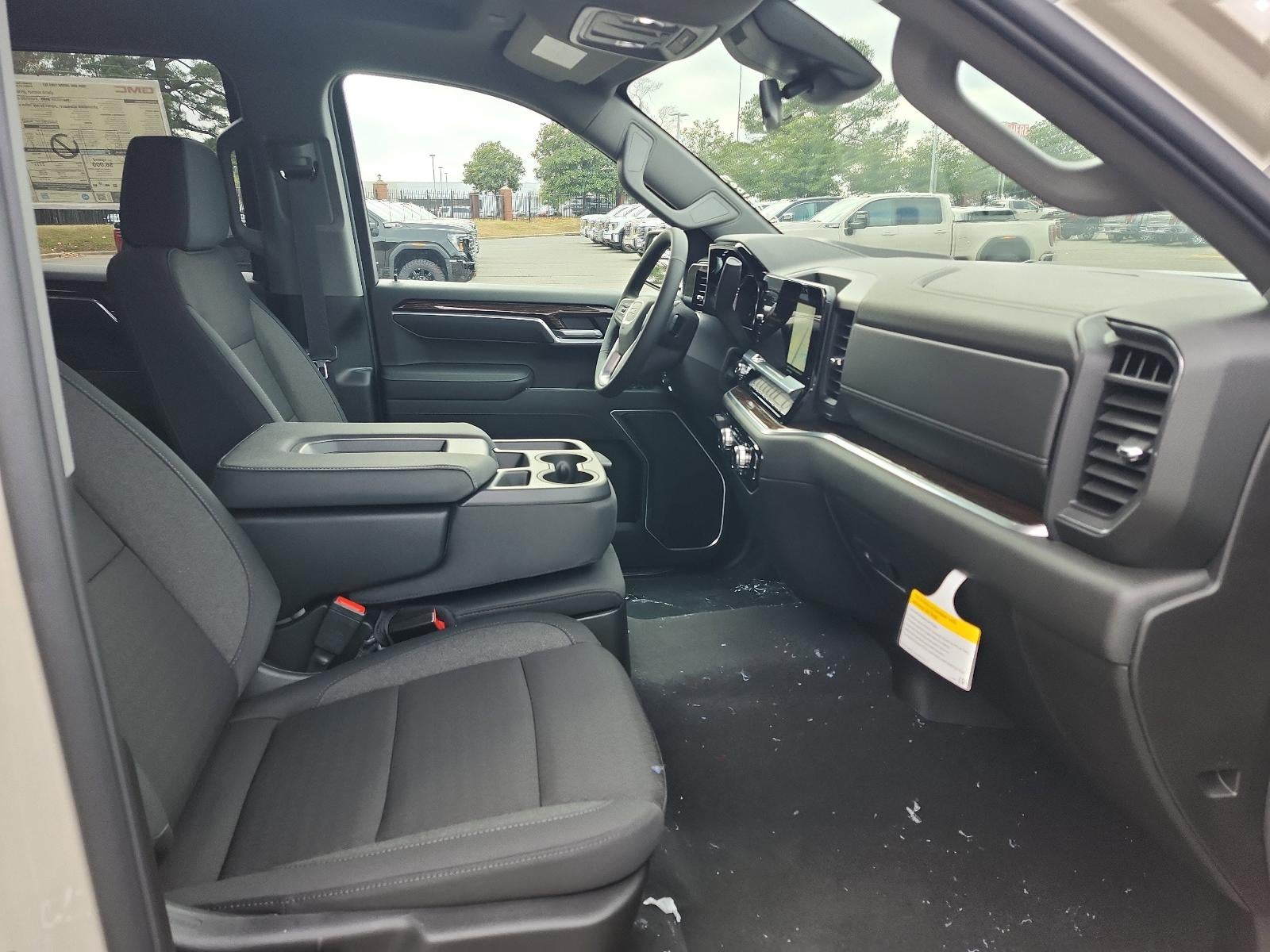 2026 GMC Sierra 1500 Crew Cab Short Box 4-Wheel Drive SLE