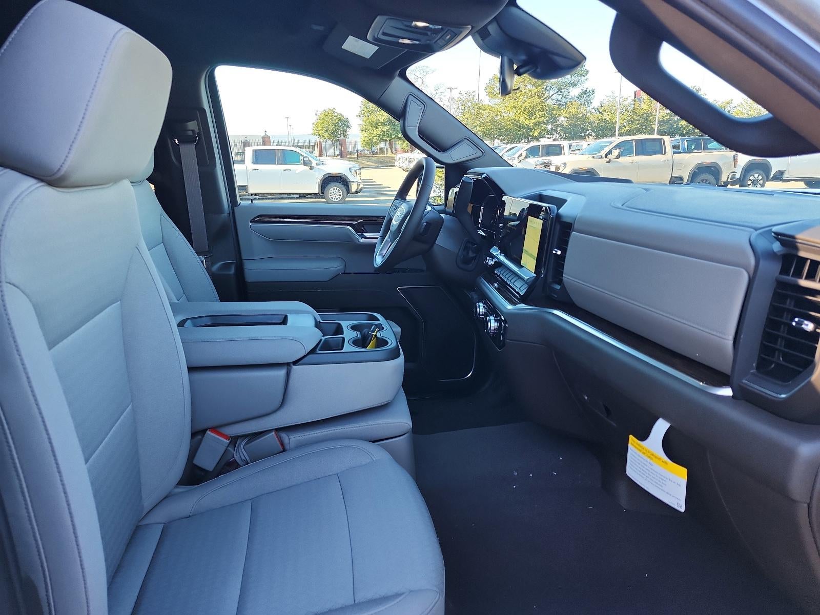 2026 GMC Sierra 1500 Crew Cab Short Box 4-Wheel Drive SLE