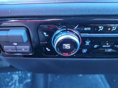 2026 GMC Sierra 1500 Crew Cab Short Box 4-Wheel Drive SLE