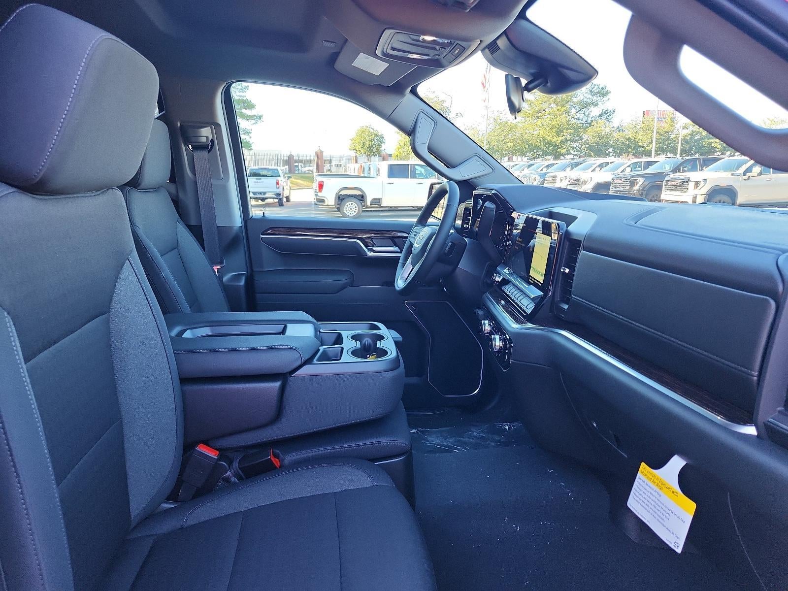 2026 GMC Sierra 1500 Crew Cab Short Box 4-Wheel Drive SLE