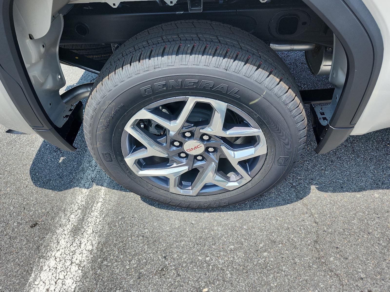 2026 GMC Sierra 1500 Crew Cab Short Box 4-Wheel Drive SLE