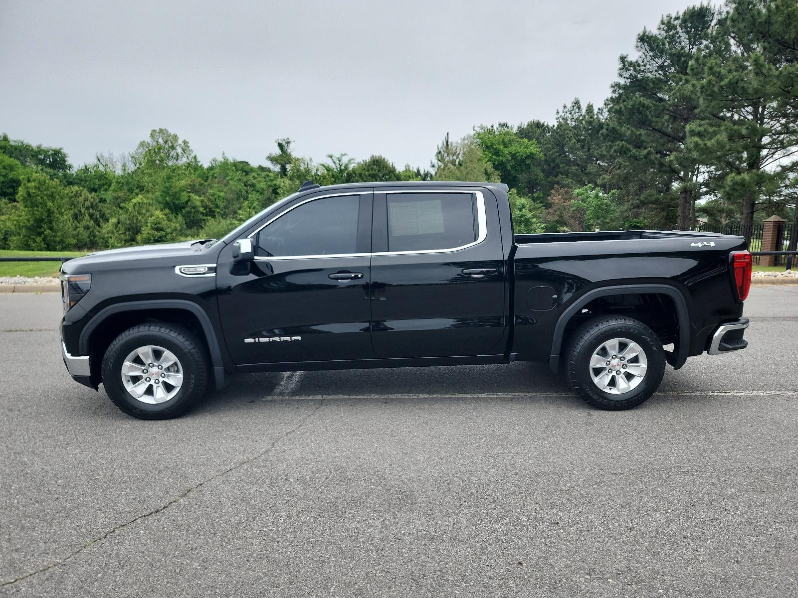2023 GMC Sierra 1500 SLE