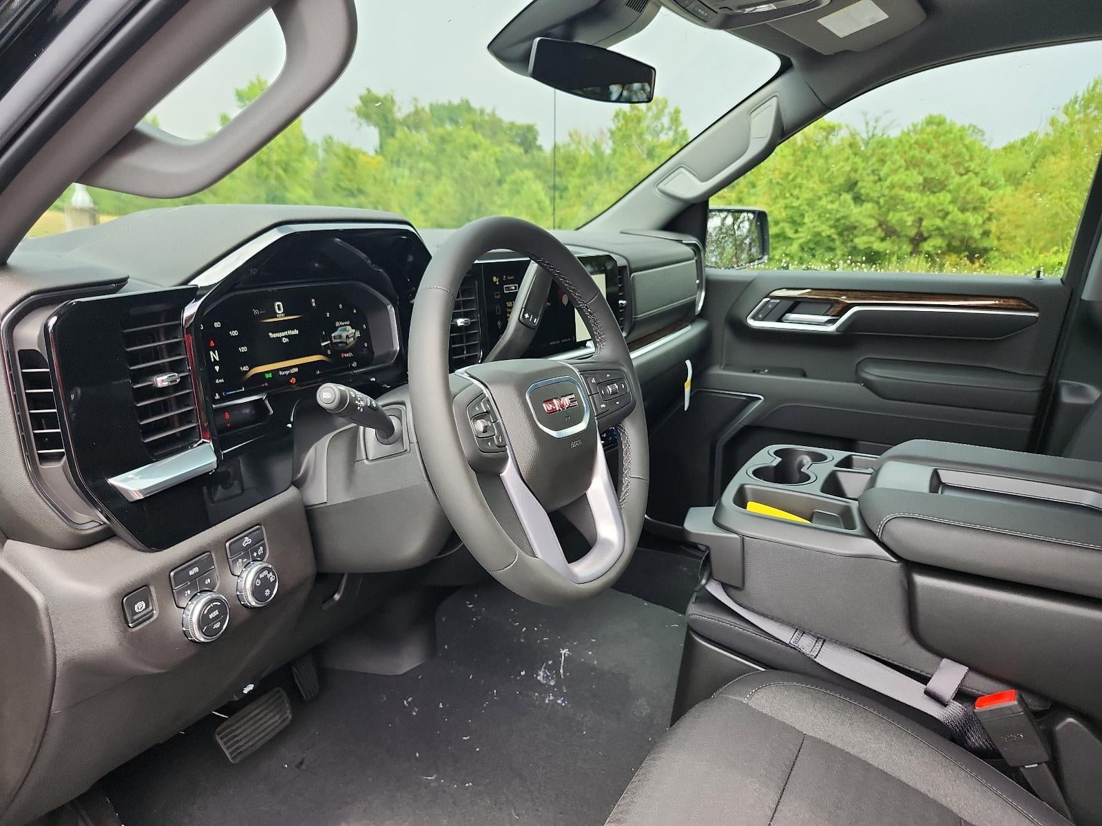 2026 GMC Sierra 1500 Crew Cab Short Box 4-Wheel Drive SLE