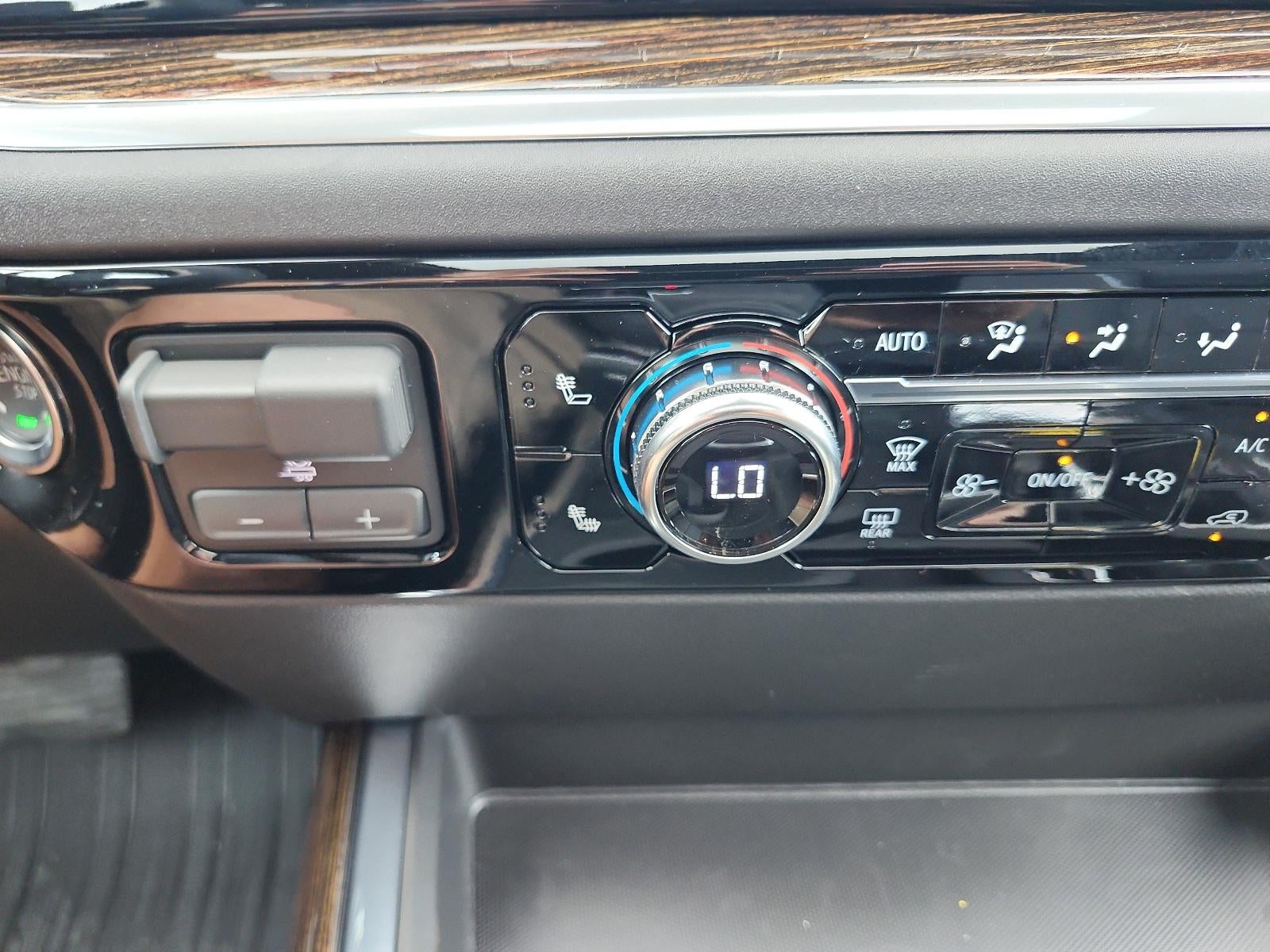 2026 GMC Sierra 1500 Crew Cab Short Box 4-Wheel Drive Elevation 3SB