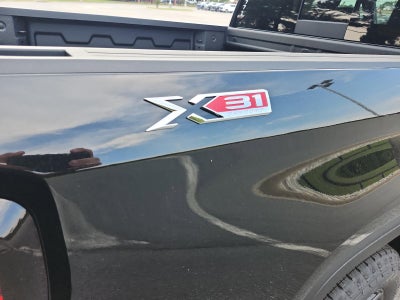 2026 GMC Sierra 1500 Crew Cab Short Box 4-Wheel Drive Elevation 3SB