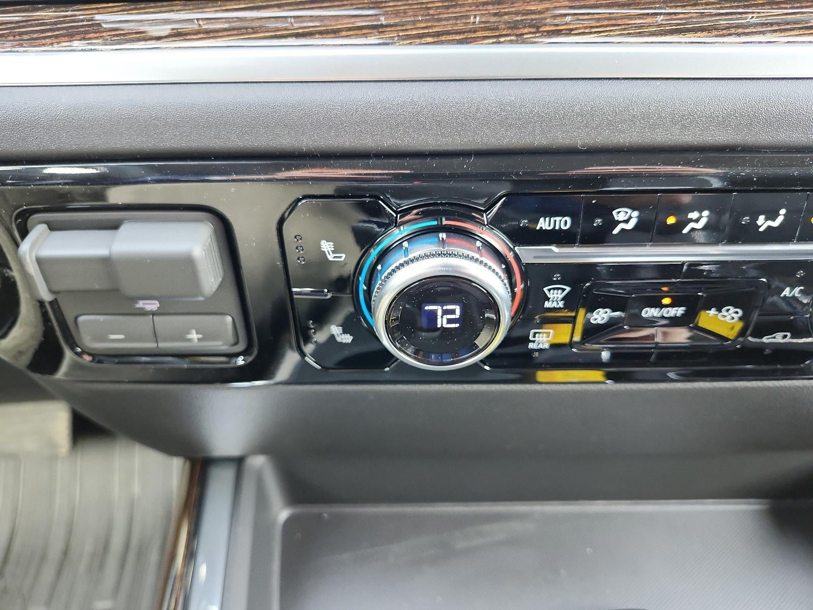 2026 GMC Sierra 1500 Crew Cab Short Box 4-Wheel Drive Elevation 3SB