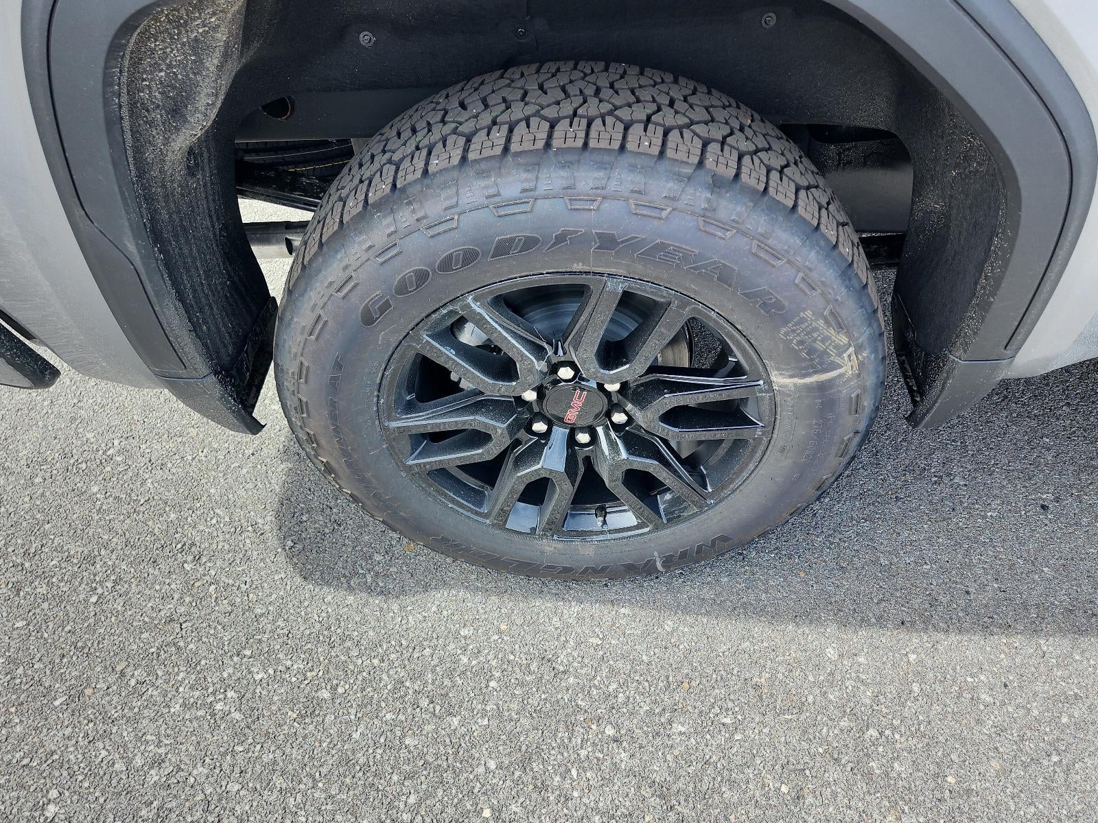 2026 GMC Sierra 1500 Crew Cab Short Box 4-Wheel Drive Elevation 3SB