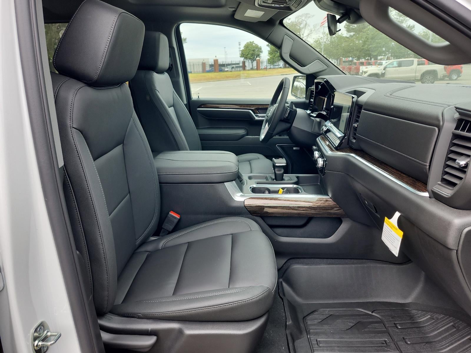 2026 GMC Sierra 1500 Crew Cab Short Box 4-Wheel Drive Elevation 3SB