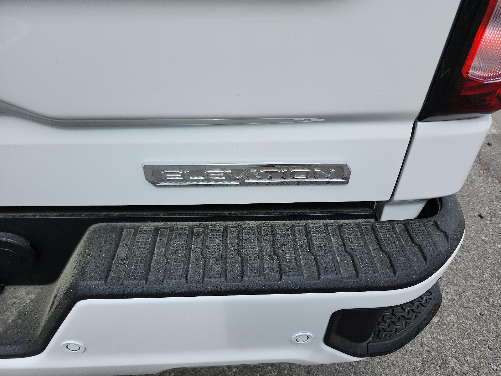 2026 GMC Sierra 1500 Crew Cab Short Box 4-Wheel Drive Elevation 3SB