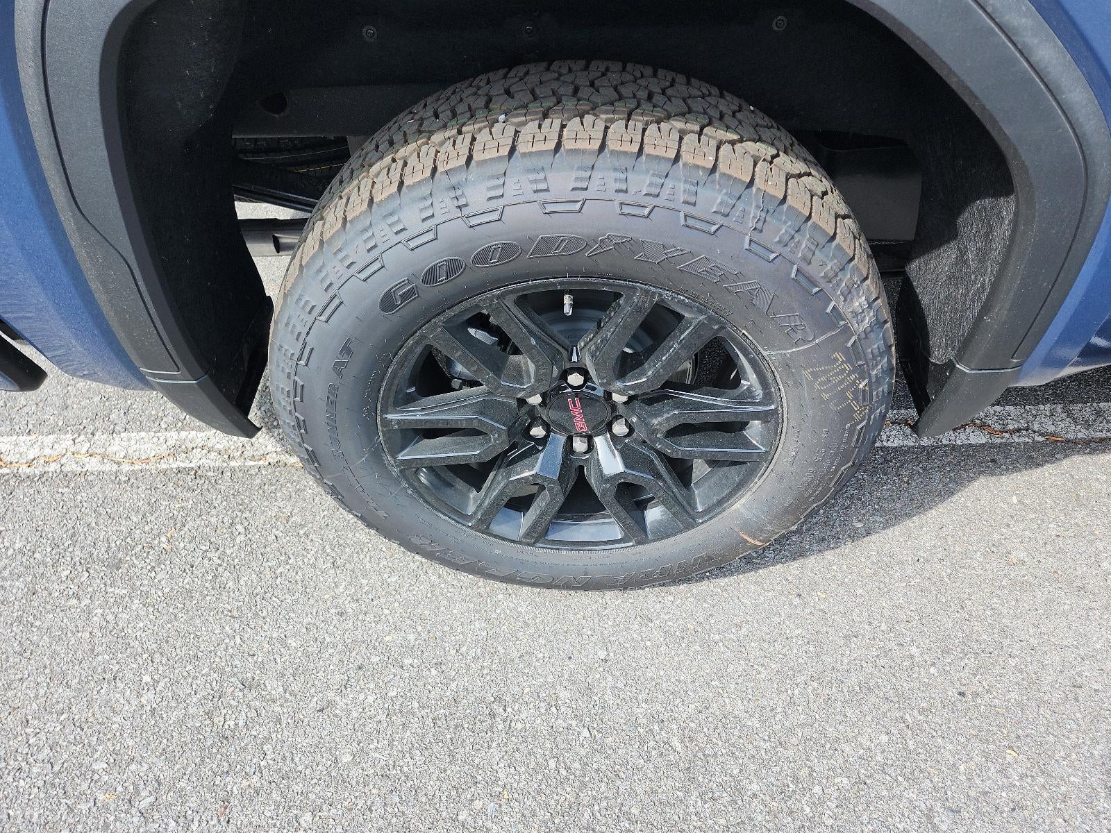 2026 GMC Sierra 1500 Crew Cab Short Box 4-Wheel Drive Elevation 3SB