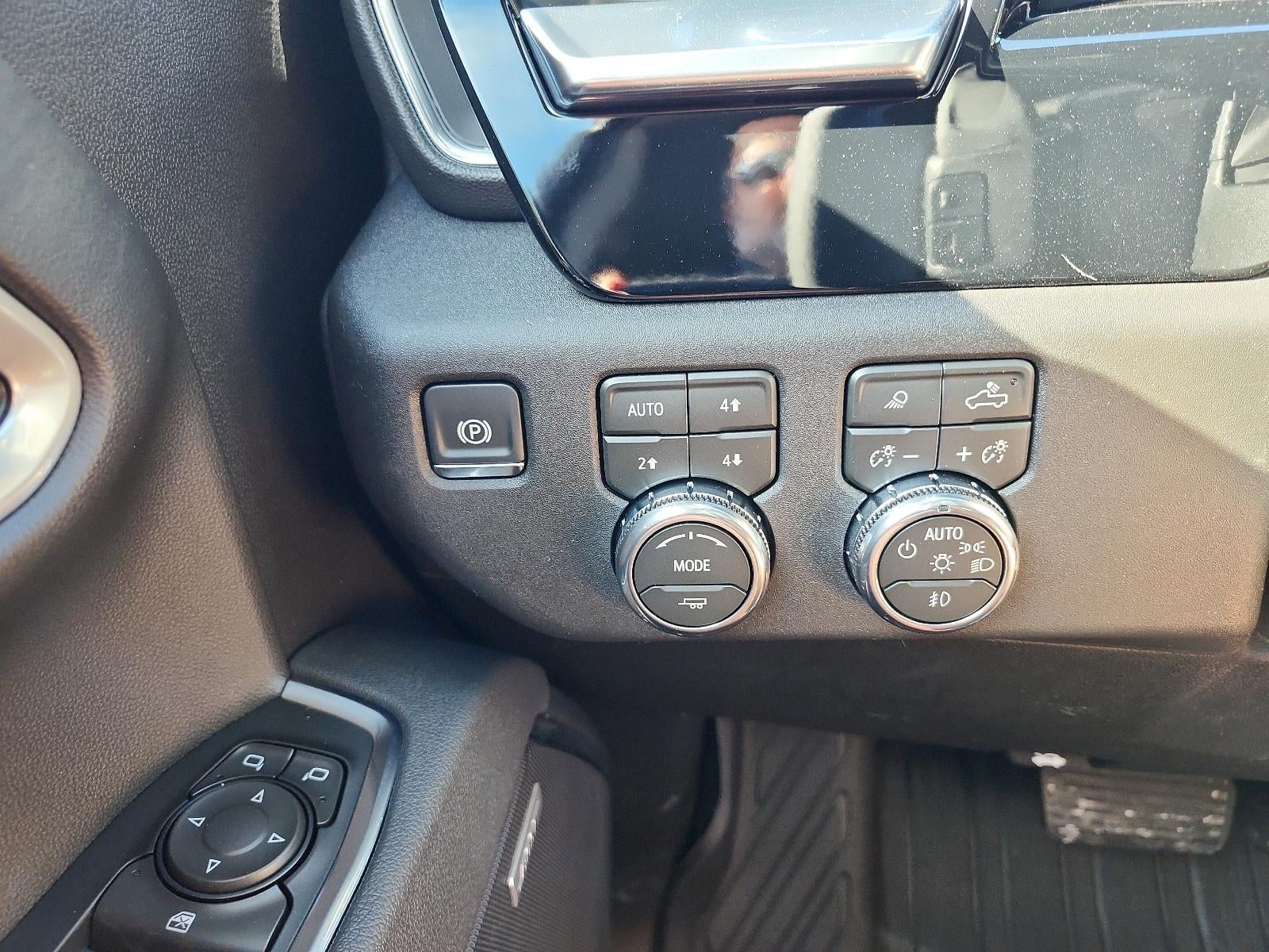 2026 GMC Sierra 1500 Crew Cab Short Box 4-Wheel Drive Elevation 3SB