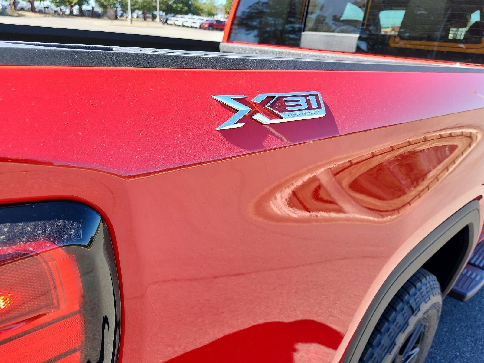 2026 GMC Sierra 1500 Crew Cab Short Box 4-Wheel Drive Elevation 3SB