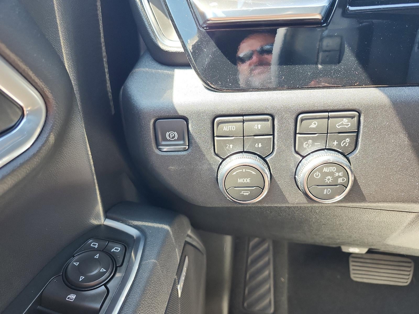 2026 GMC Sierra 1500 Crew Cab Short Box 4-Wheel Drive Elevation 3SB