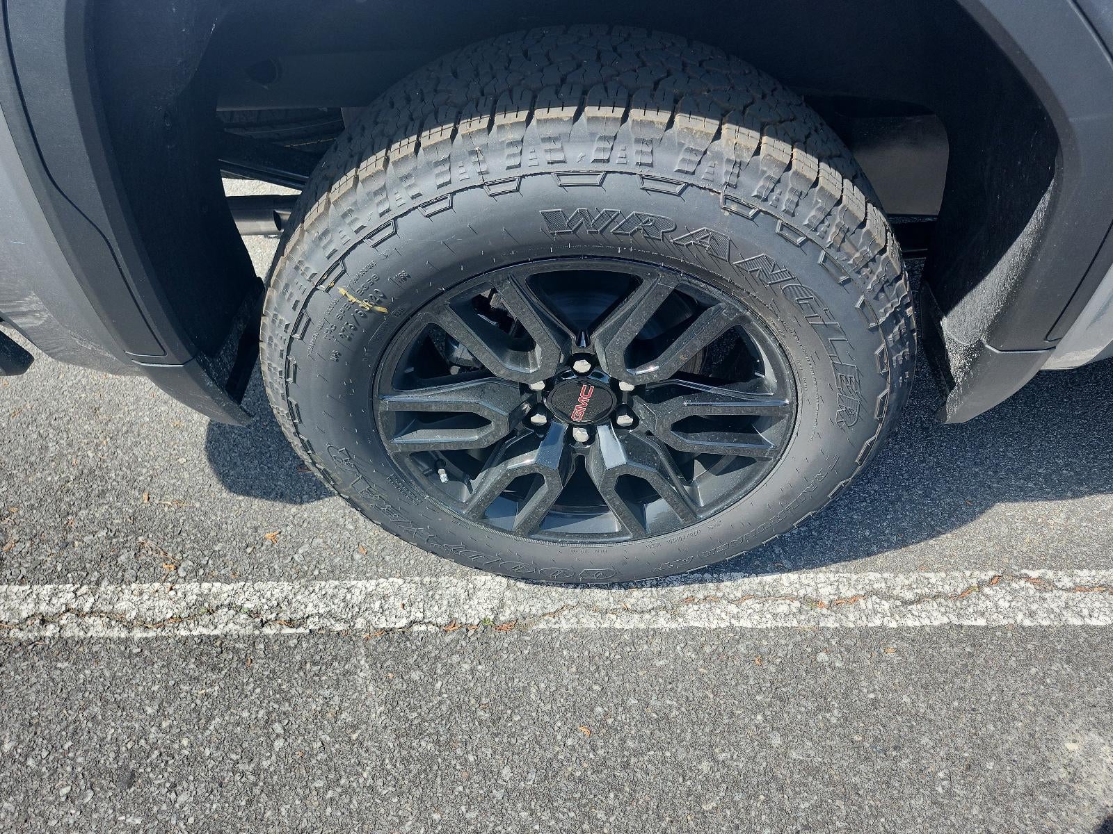 2026 GMC Sierra 1500 Crew Cab Short Box 4-Wheel Drive Elevation 3SB