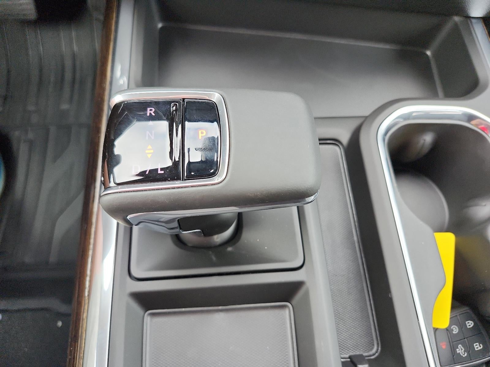 2026 GMC Sierra 1500 Crew Cab Short Box 4-Wheel Drive Elevation 3SB