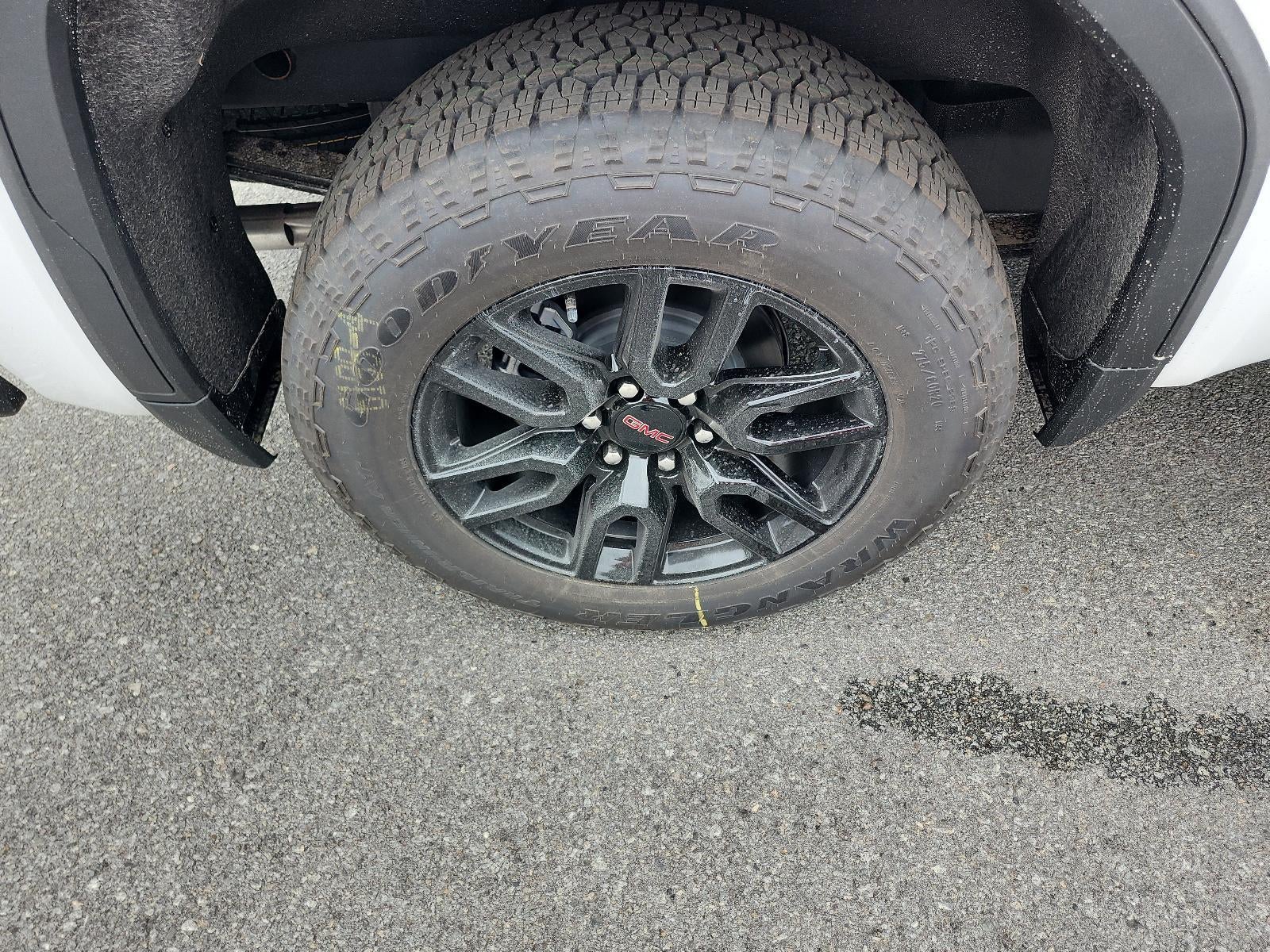 2026 GMC Sierra 1500 Crew Cab Short Box 4-Wheel Drive Elevation 3SB